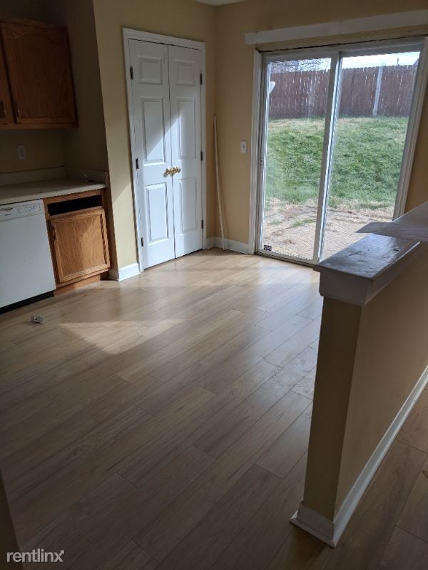 Building Photo - 3 br, 2 bath House - 1005 Kemper Meadows