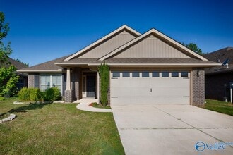 Building Photo - 130 Tybee Dr