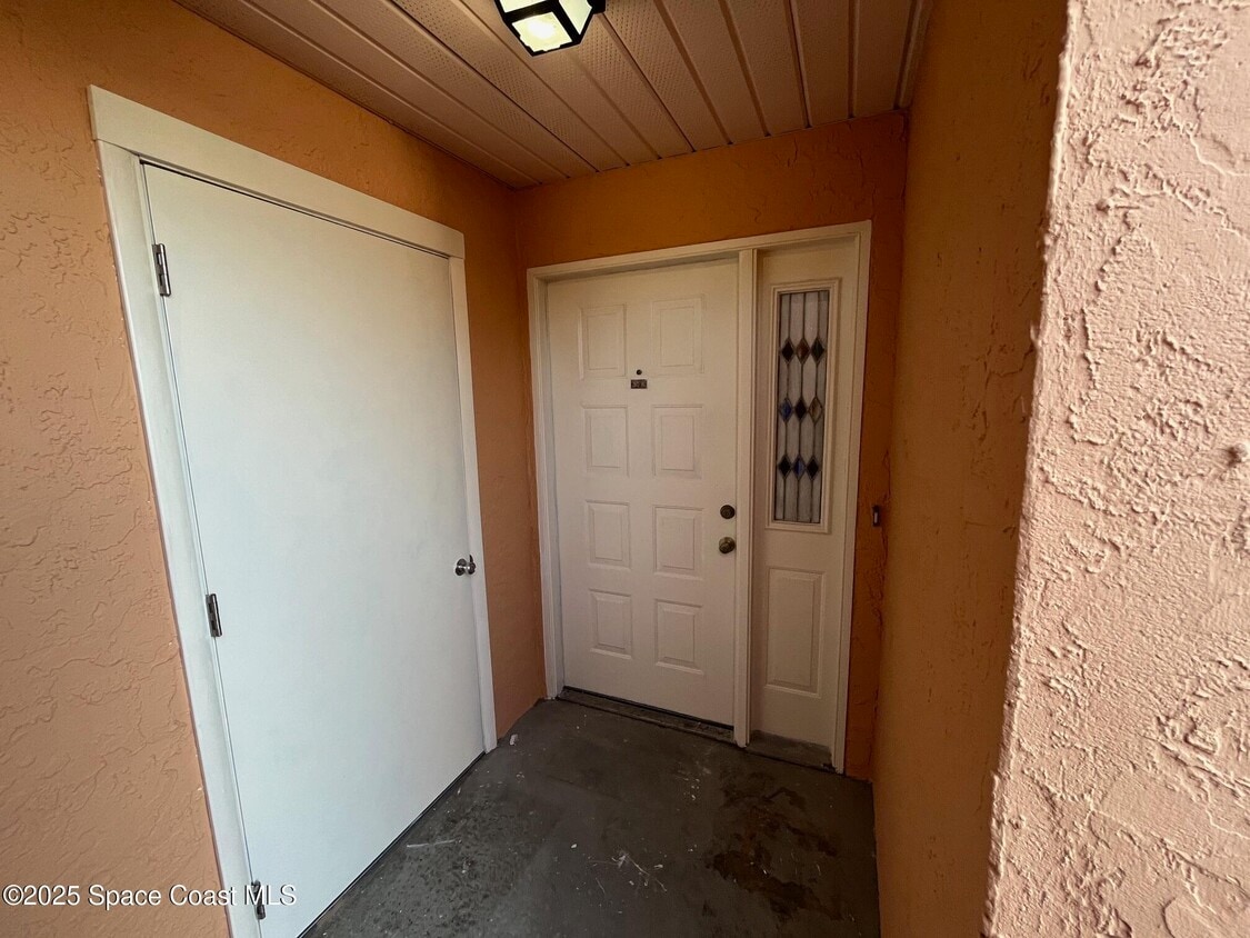 Primary Photo - 2107 Hidden Grove Ln