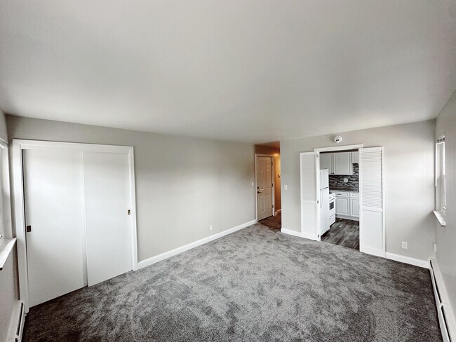 Foto del edificio - 1621 Burney Ln