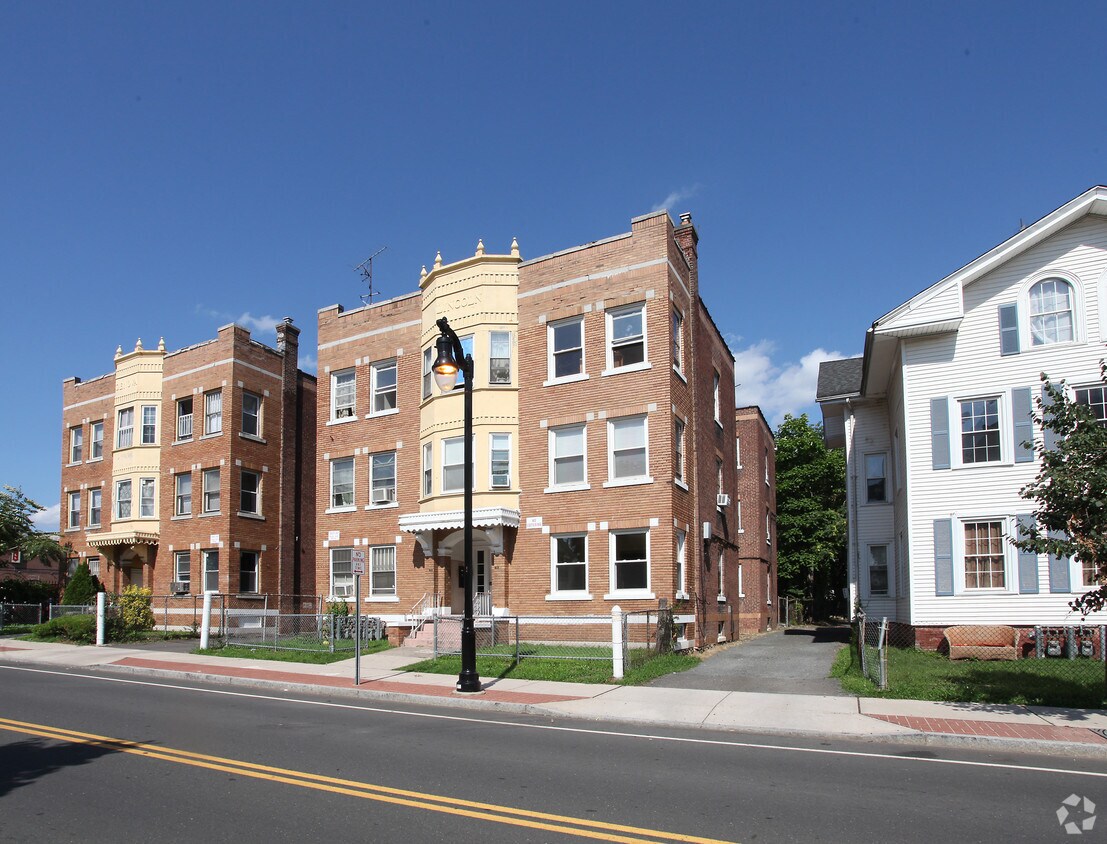Primary Photo - 169-171 Washington St