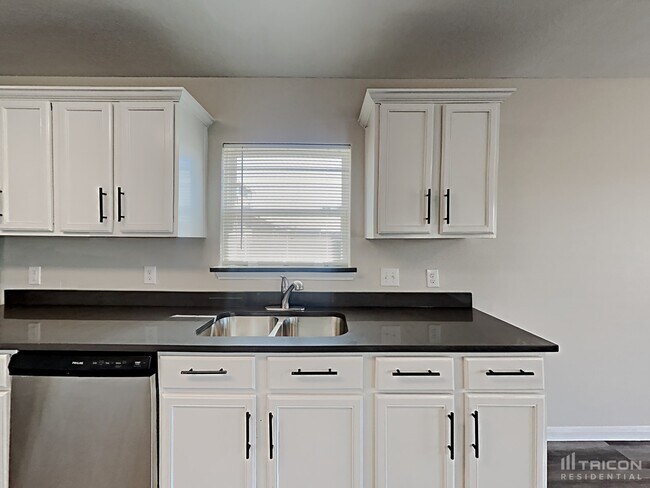 Foto del edificio - 14210 Bridgeview Ln