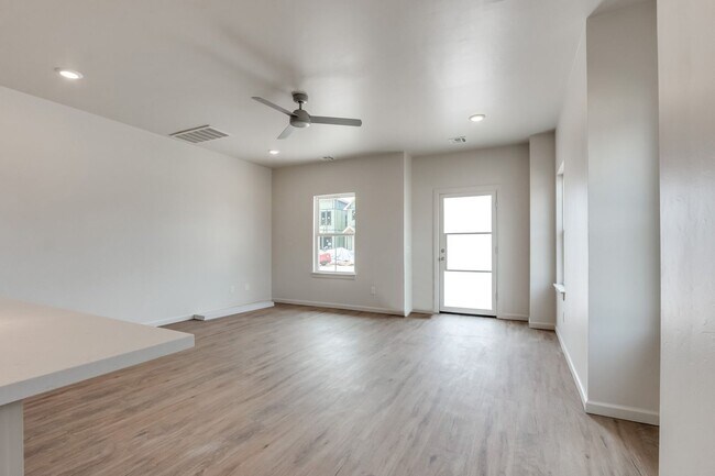 Foto del edificio - Urban living in Edmond