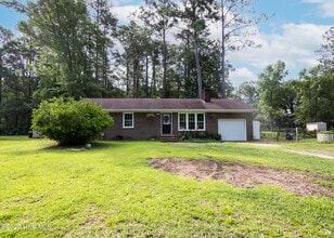 Building Photo - 415 Bradford Dr