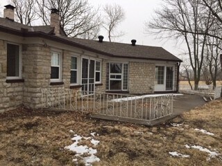 Building Photo - 3 Bedroom, 1 Bath Stone Country House w/mu...