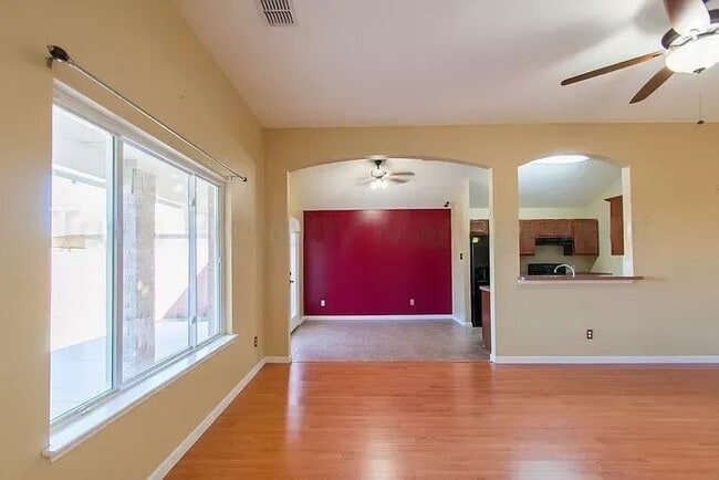 Foto del edificio - 3609 Venera St