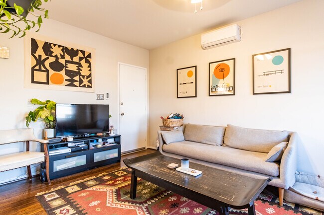 Foto del edificio - 3127 Glendale Blvd
