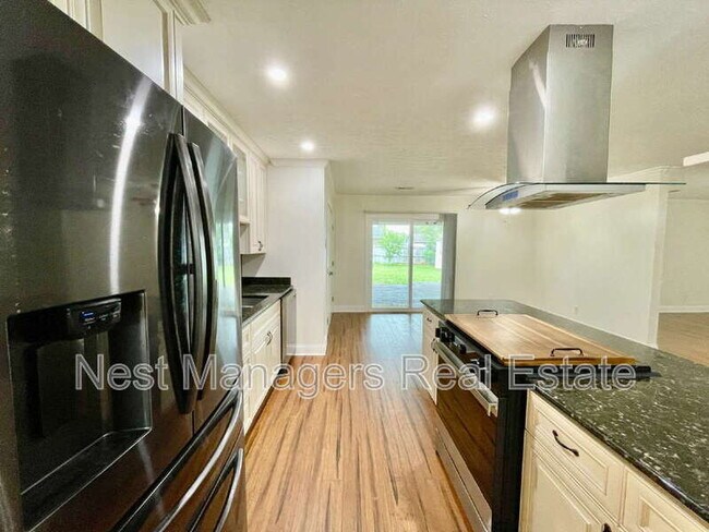 Foto del edificio - 6826 Beaver Stone Rd