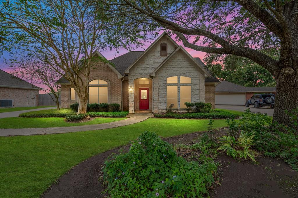 Primary Photo - 4031 Castle Dr