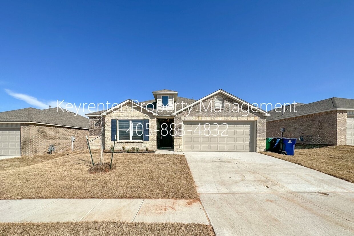 Gorgeous 4 Bed 2 Bath Home in Heart Of Yukon! - Gorgeous 4 Bed 2 Bath Home in Heart Of Yukon!