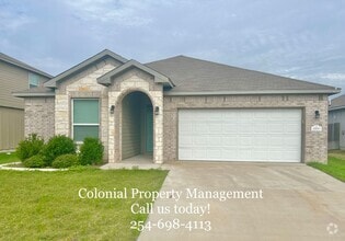 Building Photo - 1260 Grand Oak Trl