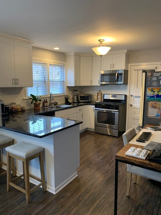 Foto del edificio - 146 N Brockway St