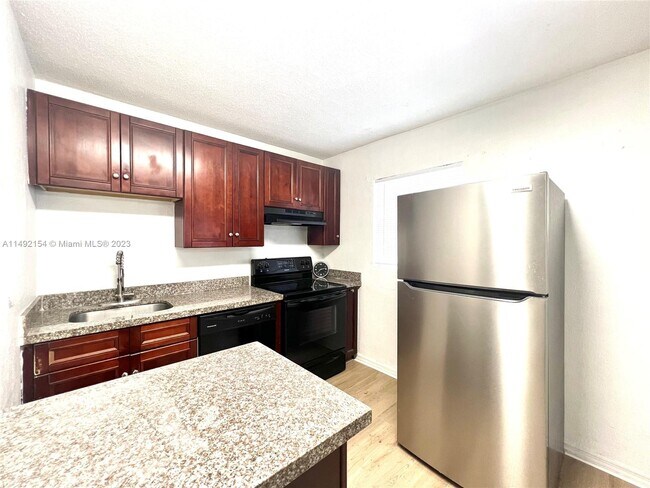 Foto del edificio - 705 SW 13th Ave