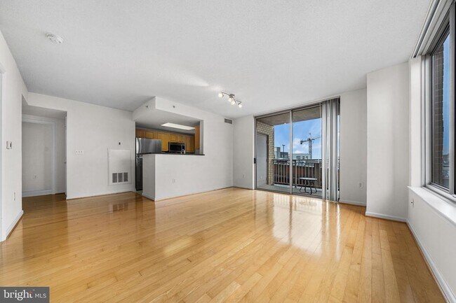 Foto del edificio - 2726 Gallows Rd