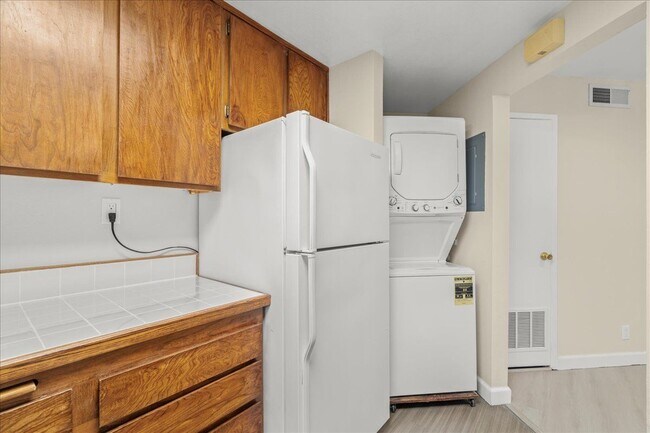 Foto del edificio - 999 W Evelyn Ave