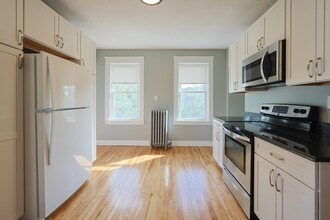 Building Photo - 19 Brantwood Rd