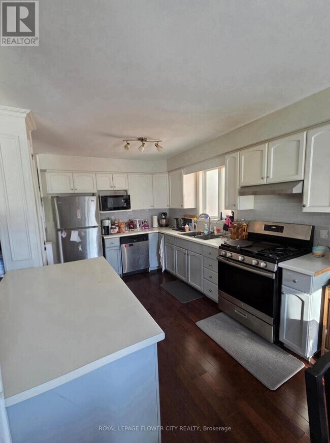 Photo du bâtiment - 53 Bush Clover Crescent