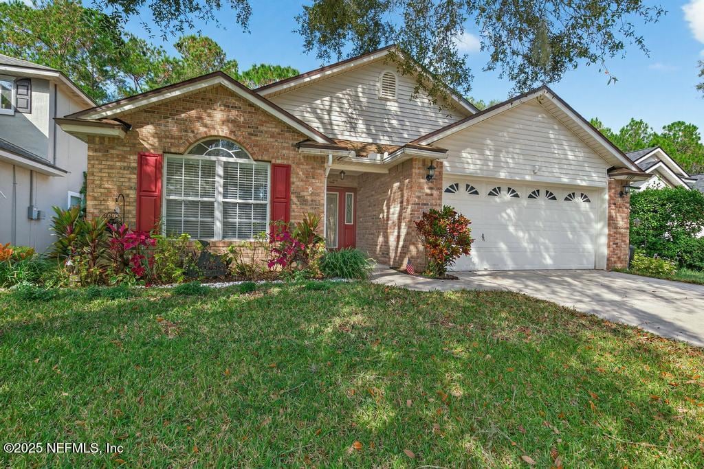 Foto principal - 1727 Canopy Oaks Dr