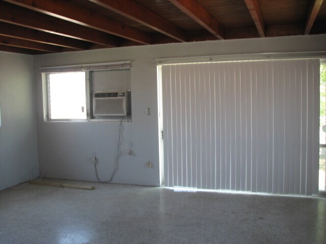 Foto del edificio - 6 MONTH RENTAL - 2 Bedroom / 1 Bath Private Family Home on Stock Island