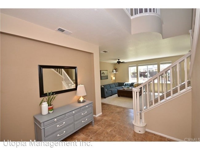 Building Photo - 4 br, 3 bath House - 35762 Ruby Ct.