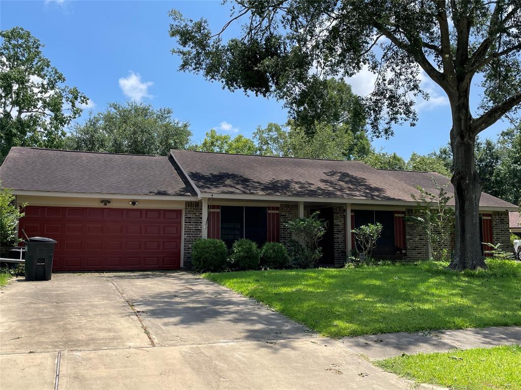 Foto principal - 1314 Oak Hollow Dr