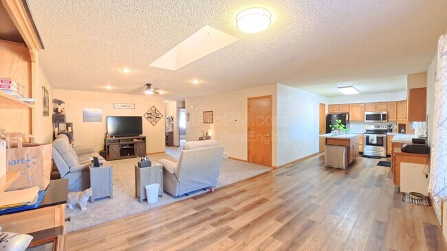 Foto del edificio - 3209 White Elm Ct