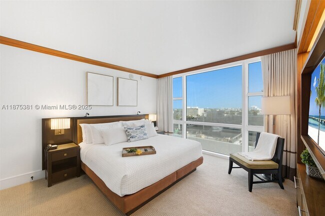 Foto del edificio - 6801 Collins Ave