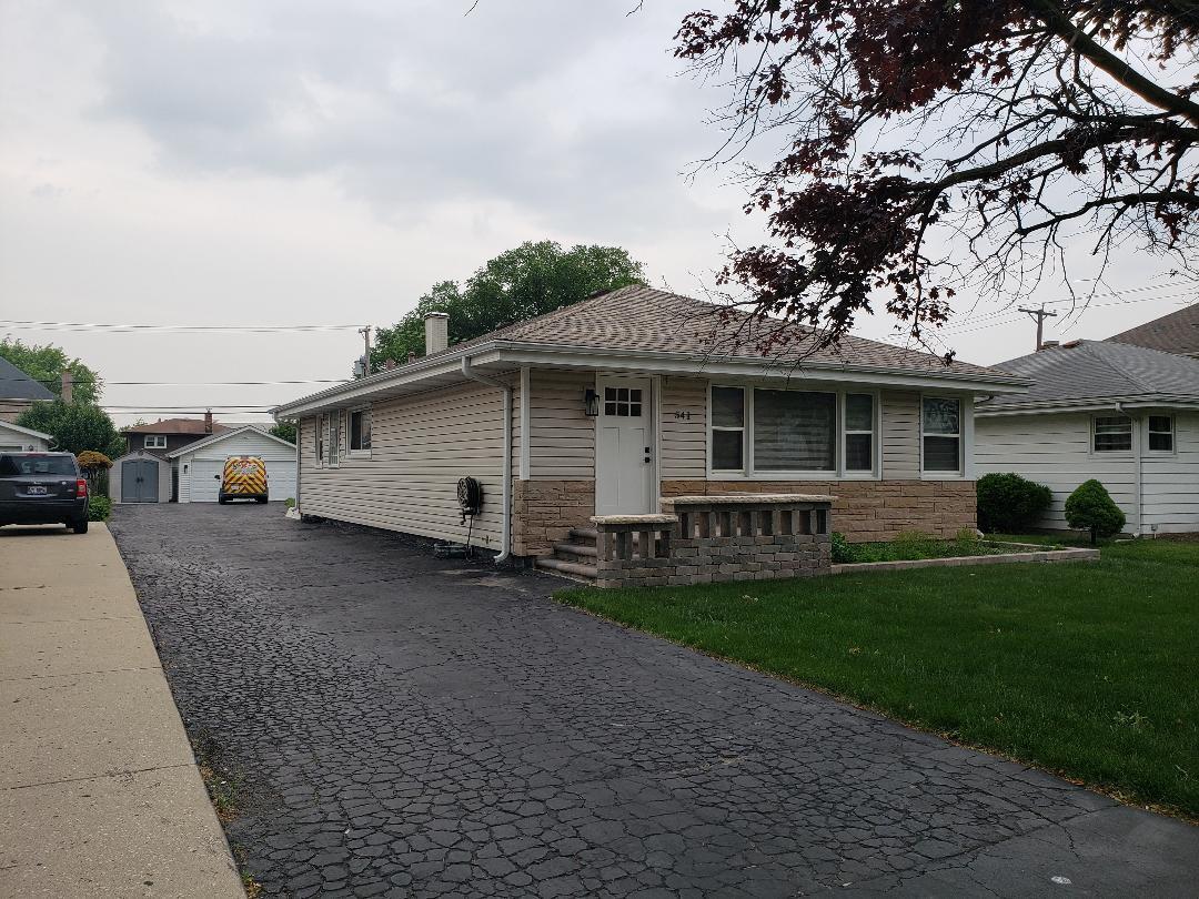 Building Photo - 541 W Belden Ave