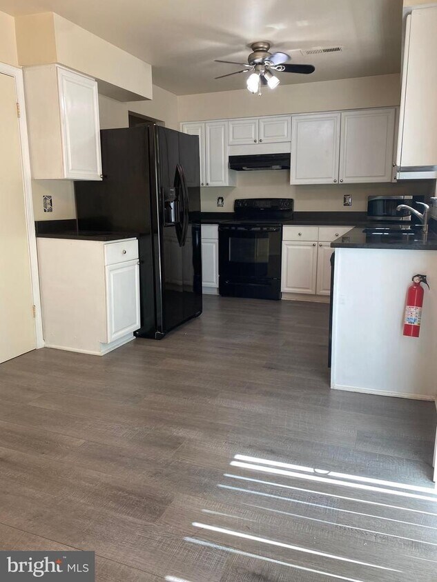 3501 Aviary Way, Woodbridge, VA 22192 Townhome Rentals in Woodbridge