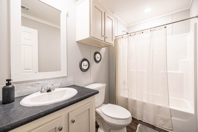 Foto del edificio - 625 Forrester St