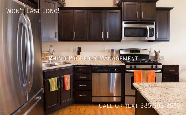 Foto del edificio - 3673 Lilac Heights Dr