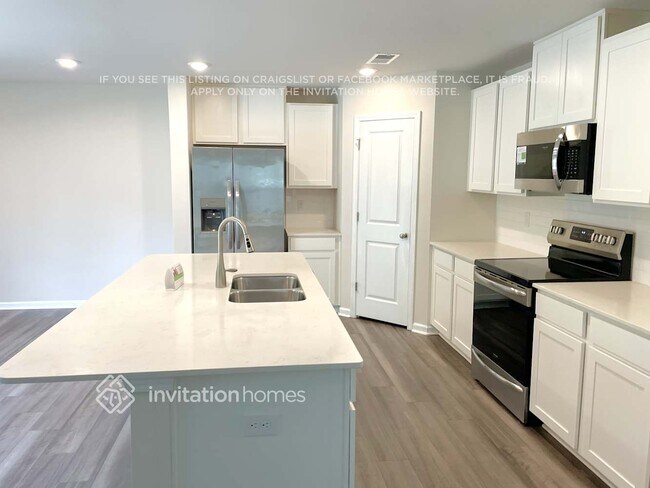 Foto del edificio - 2301 Pebble Close Ct