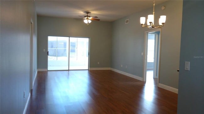 Foto del edificio - 28646 Tanner Dr