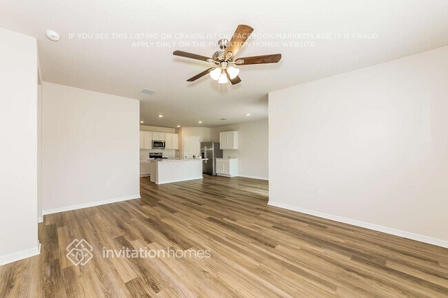 Foto del edificio - 8017 Majestic Palms Ct