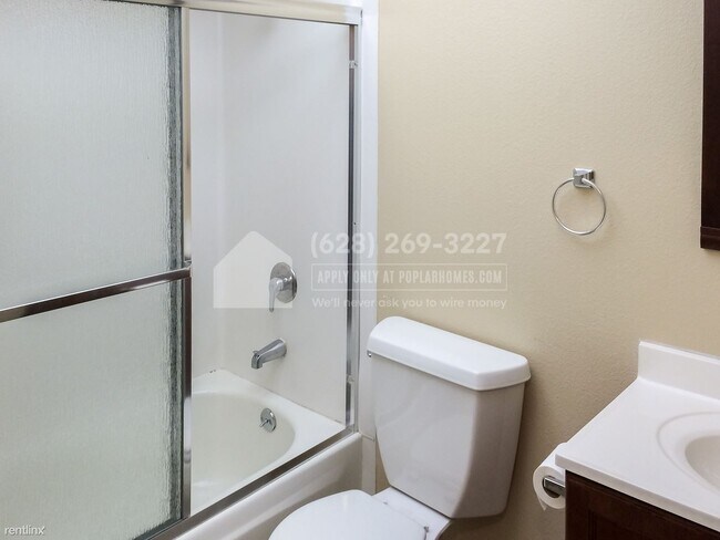 Building Photo - 4 br, 3 bath House - 1848 N 183rd St -