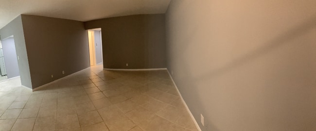 Foto del edificio - 282 Norwich L