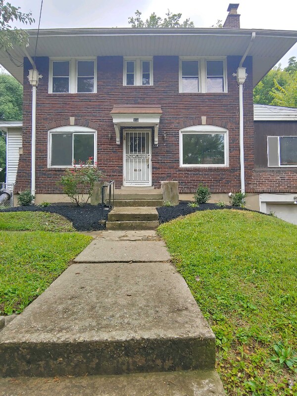 Primary Photo - 1319 Franklin Ave