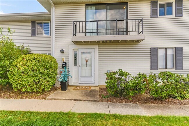 Building Photo - 225 Kendrick Ct