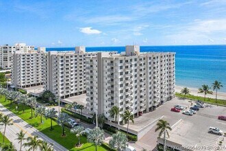 Building Photo - 3221 S Ocean Blvd