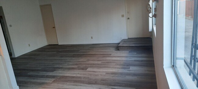 Foto del edificio - 3526 Copeland Pl