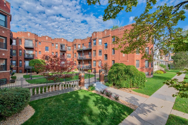 Building Photo - 4022 N Central Park Ave
