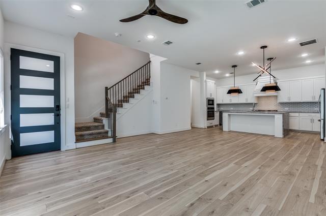 Foto del edificio - 6132 Preserve Dr