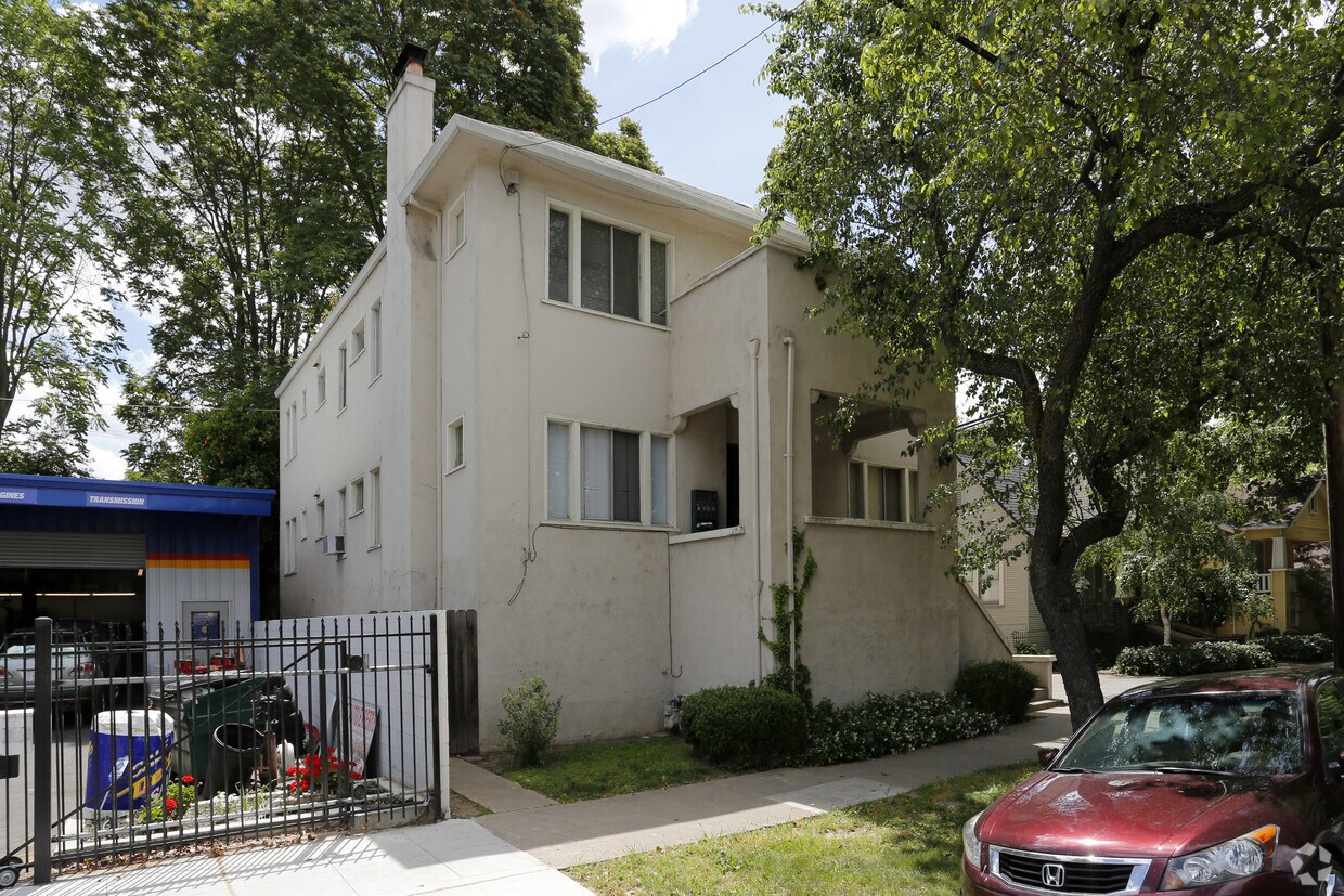 Foto del edificio - 515 30th St