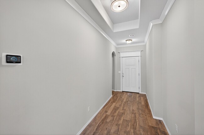 Building Photo - 4018 S 14th Pl