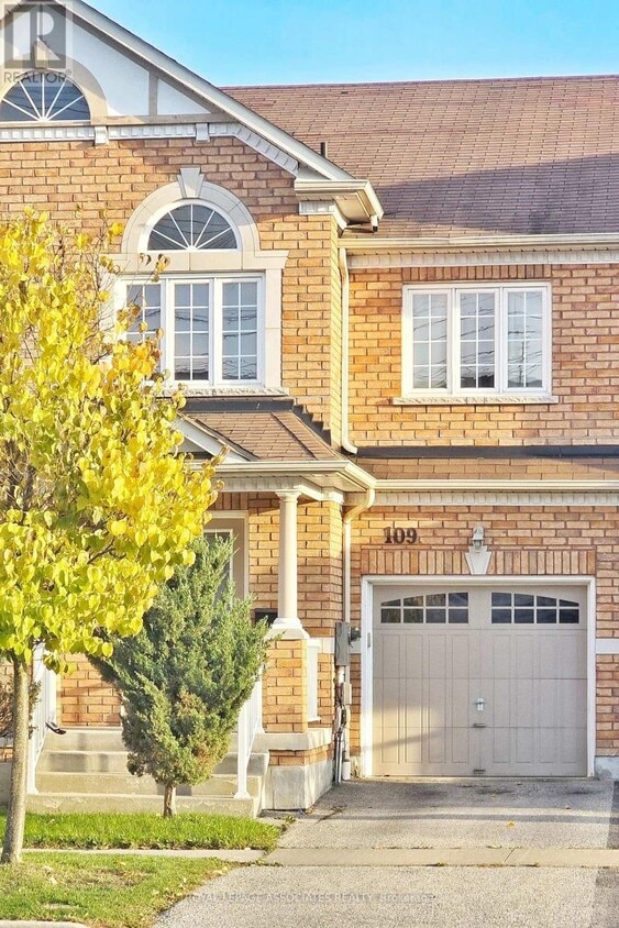 Primary Photo - 109 Atherton Ave