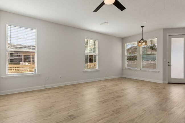 Foto del edificio - 205 Daydream Ave