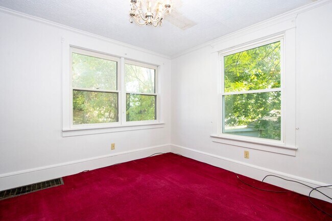 Foto del edificio - Two Bedroom Home