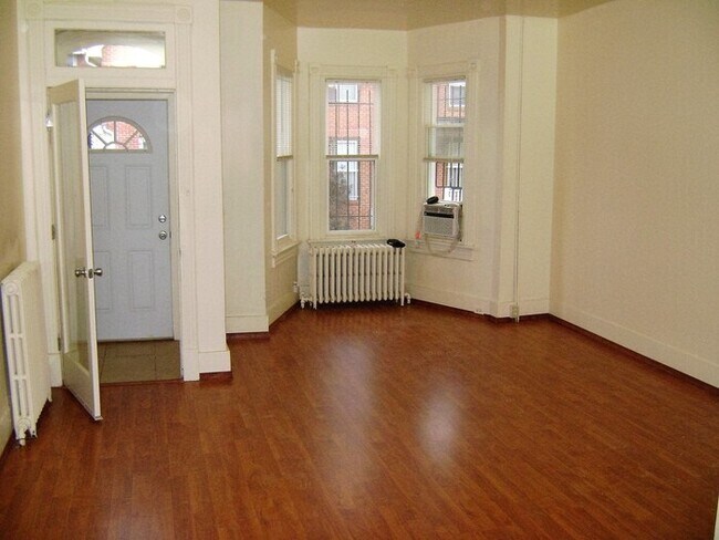 Foto del edificio - 334 U St NW