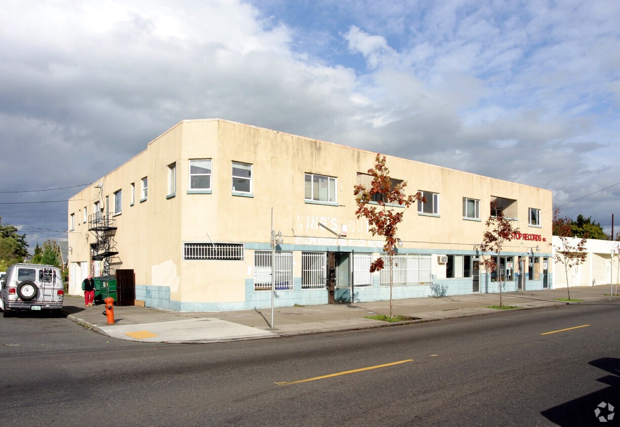 Building Photo - Killingsworth Plaza 2