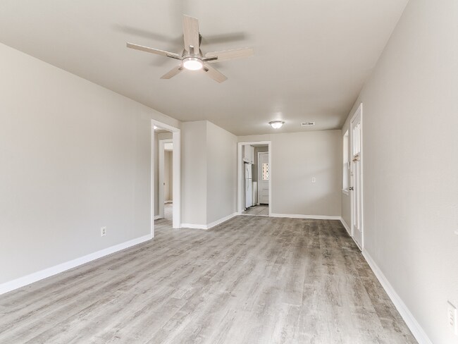 Foto del edificio - 3612 Firethorn Dr